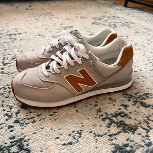 Men’s New Balance 574 size 11